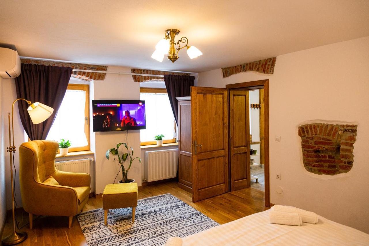 Stone Way Apartment Sibiu Exterior foto