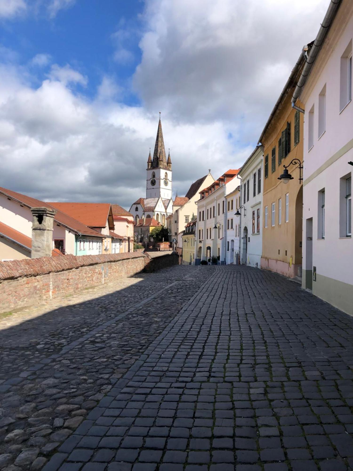 Stone Way Apartment Sibiu Exterior foto